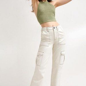 Fashion Alert! Bdg Urban Outfitters High Rise White Jeans!